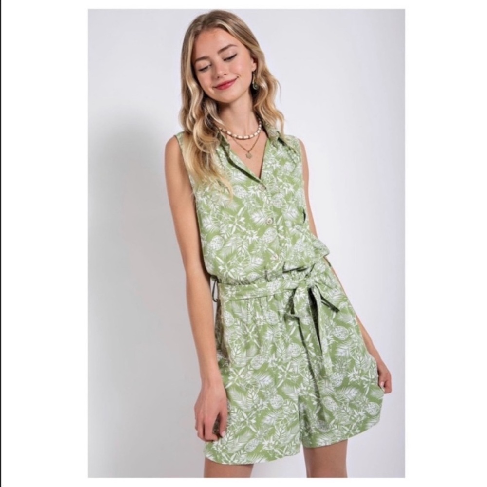 Hawaiian Print Romper with Pockets, Green, Multiple Sizes